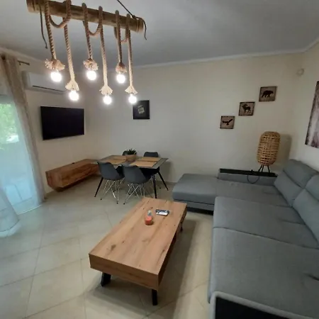 Daire Elena Chalkidiki *